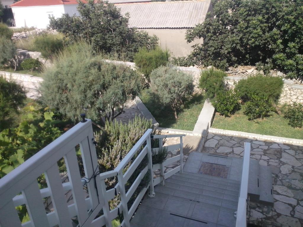 Kuca Za Odmor Laura Apartment Ražanac Cameră foto